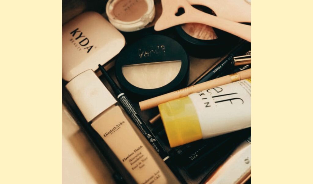 Best Drugstore Foundation for Oily Skin: 10 Picks That Last 3 Drugstore matte foundation for oily skin product lineup