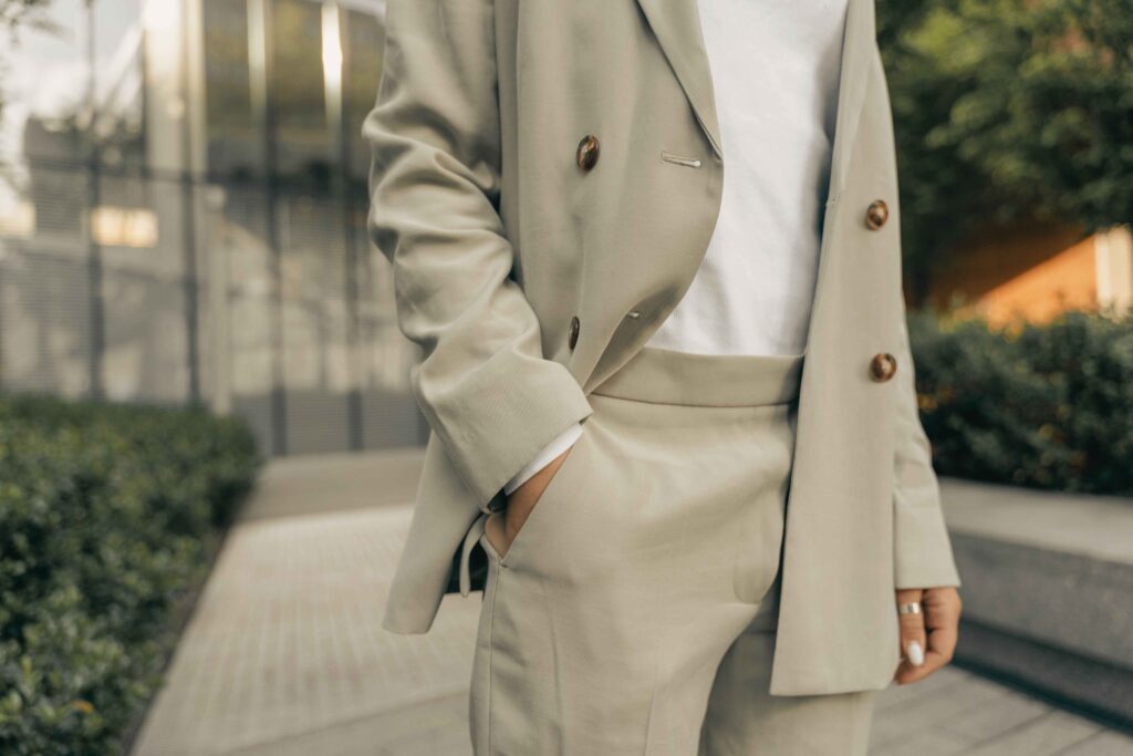 matching linen top and wide leg linen pants outfit