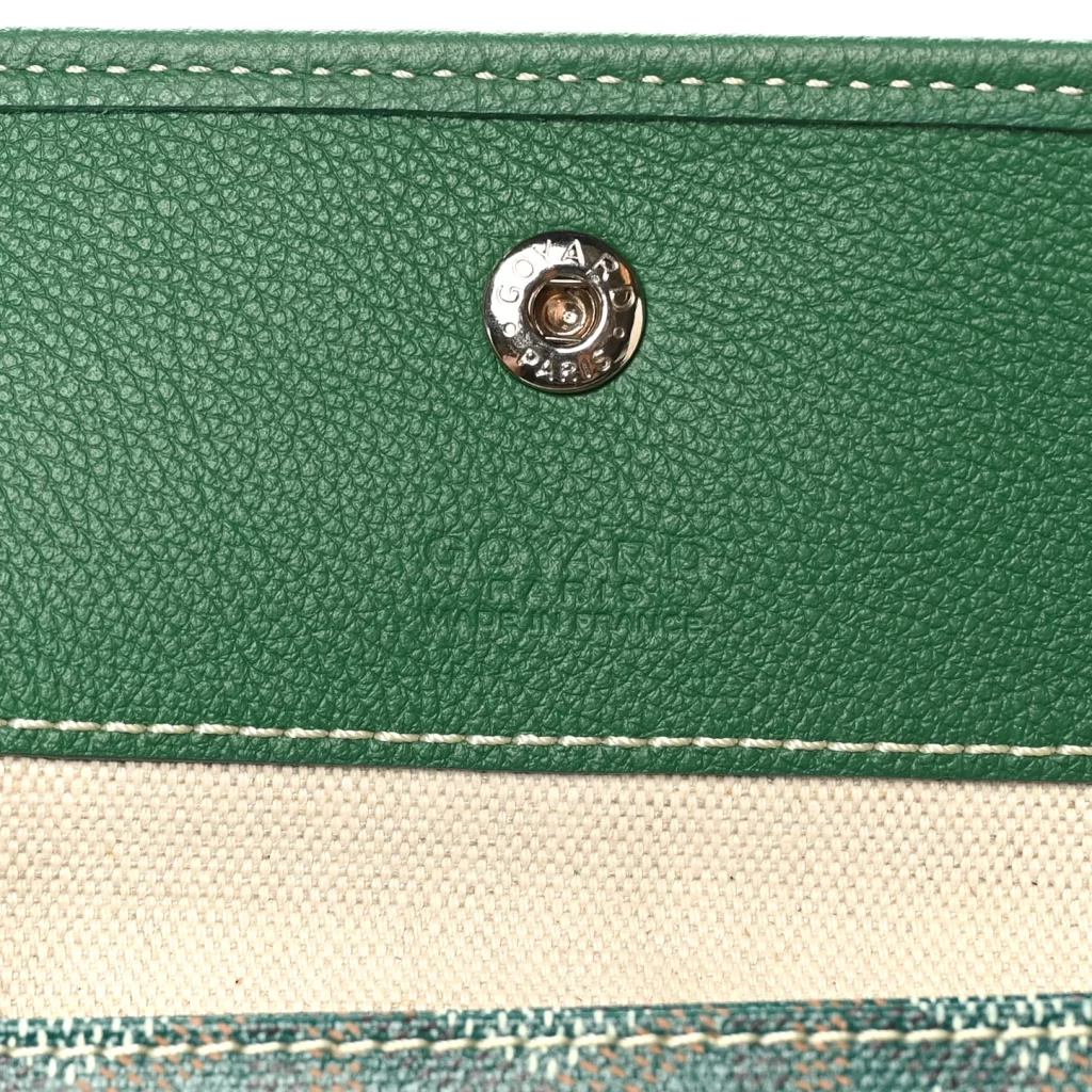 Fake vs Real Goyard: 7 Things That Give It Away Instantly 3 Close-up of authentic Goyard heat stamp showing correct font weight and sharp lettering