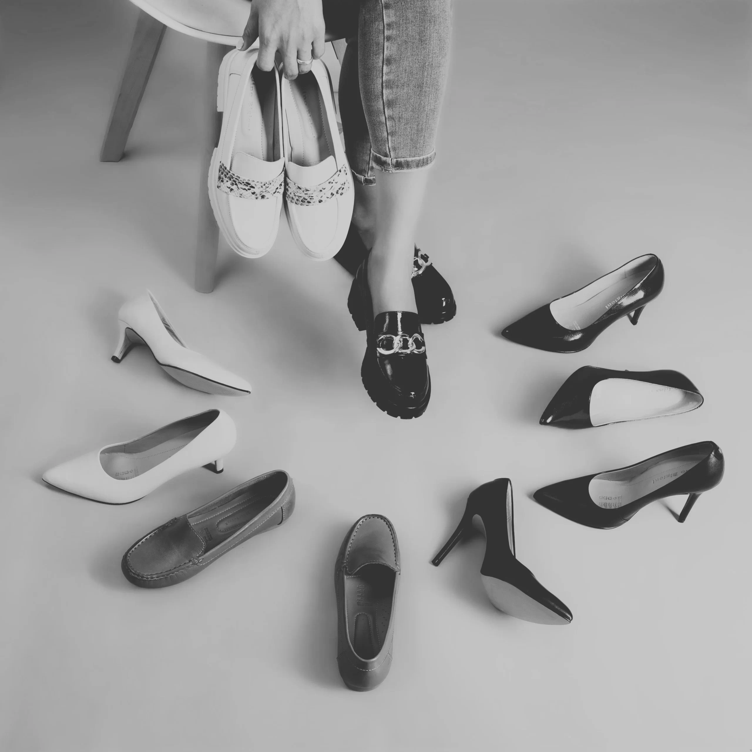 Business Casual Shoes for Women: 10 Comfortable Picks for the Office