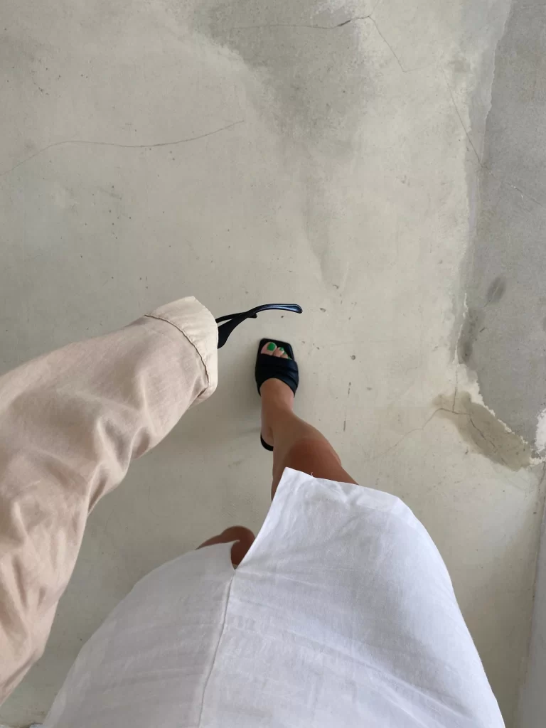 Office Sandals for Women: 10 Picks That Look Professional 4 Outfit idea styling office sandals with wide leg trousers for work