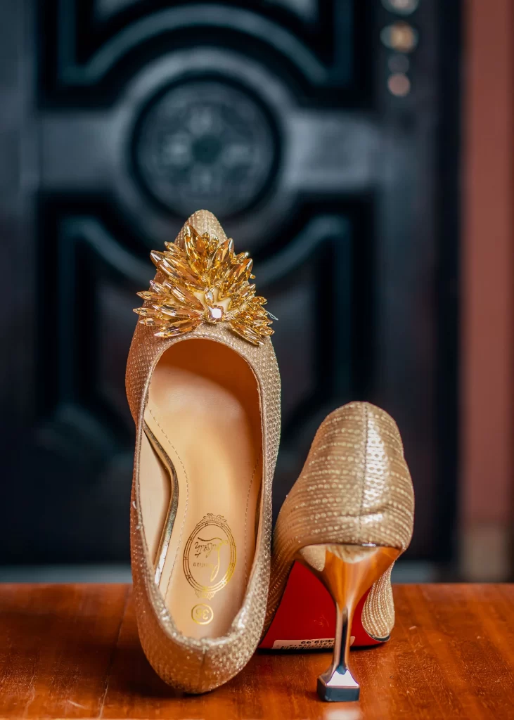 close up of kitten heel height and heel tip construction