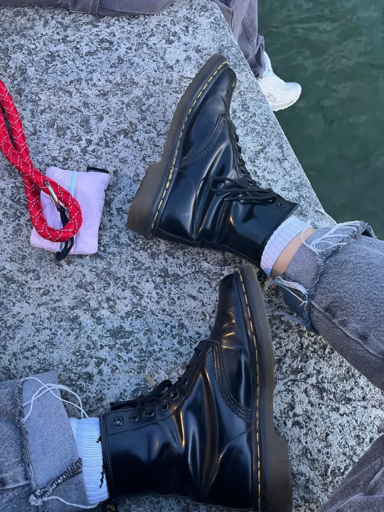 Dr Martens 1460 vs 1461: Which One Should You Buy? 4 Dr Martens Smooth leather and Pascal Virginia leather compared up close